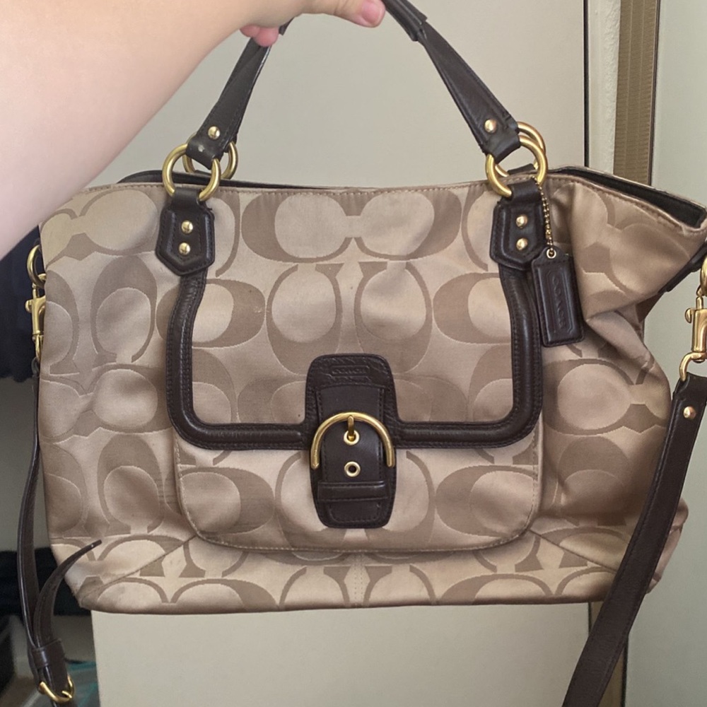 Coach Gently used Campbell signature C belle carryall tote larger bag